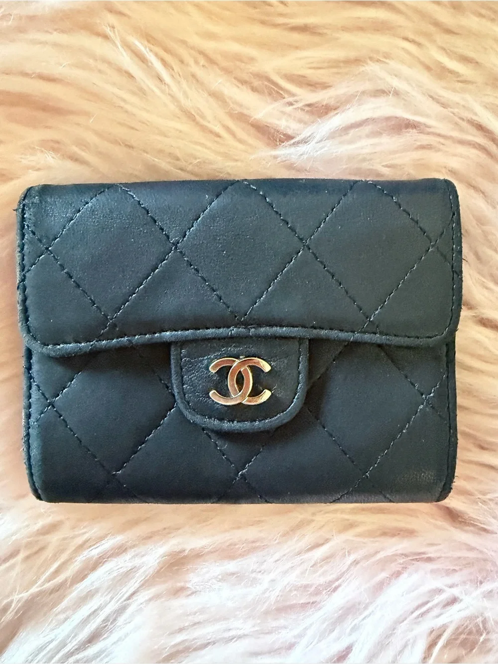 🖤🖤Chanel Quilted CC Logo Lambskin Wallet🖤🖤